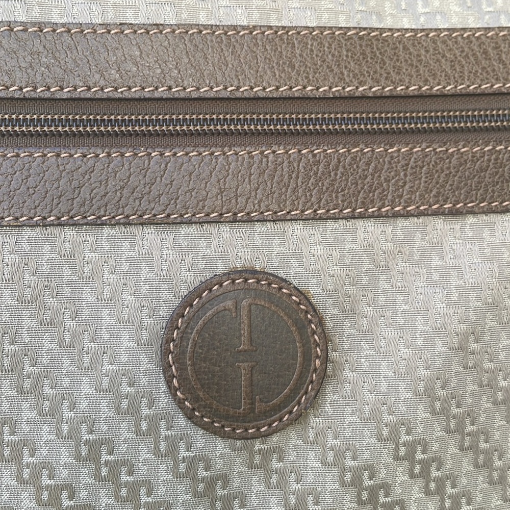 Vintage 70’s tan/gold Gucci canvas/leather travel bag - Picture 4 of 16